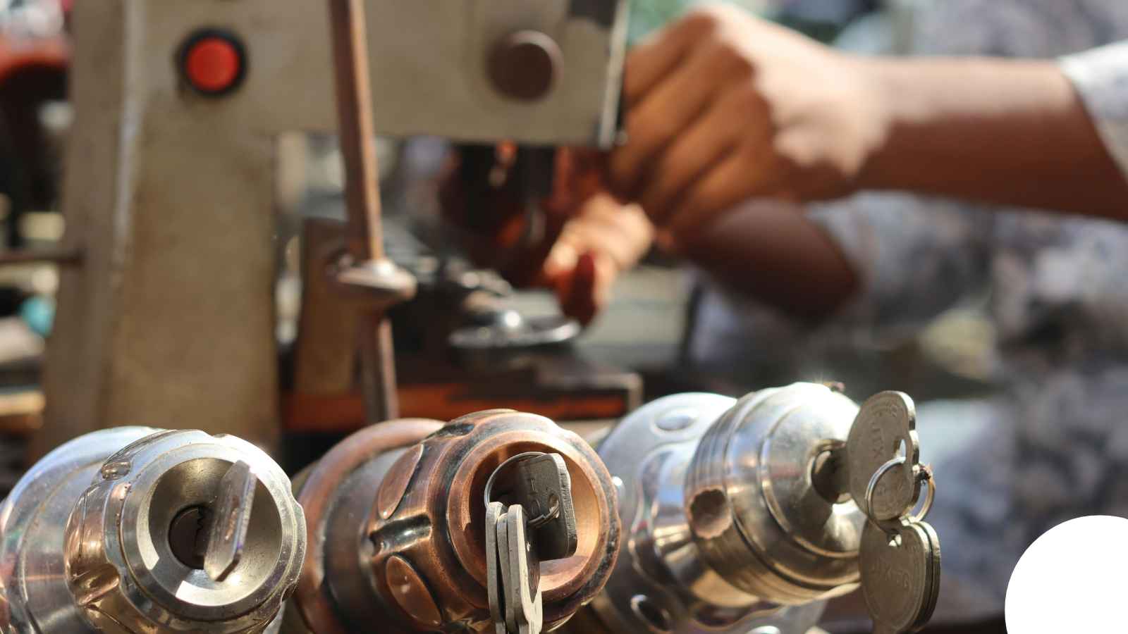 Locksmith in Nashville, TN — LaFollette Door Hardware Repair Locksmith in Nashville, TN — LaFollette Door Hardware Repair