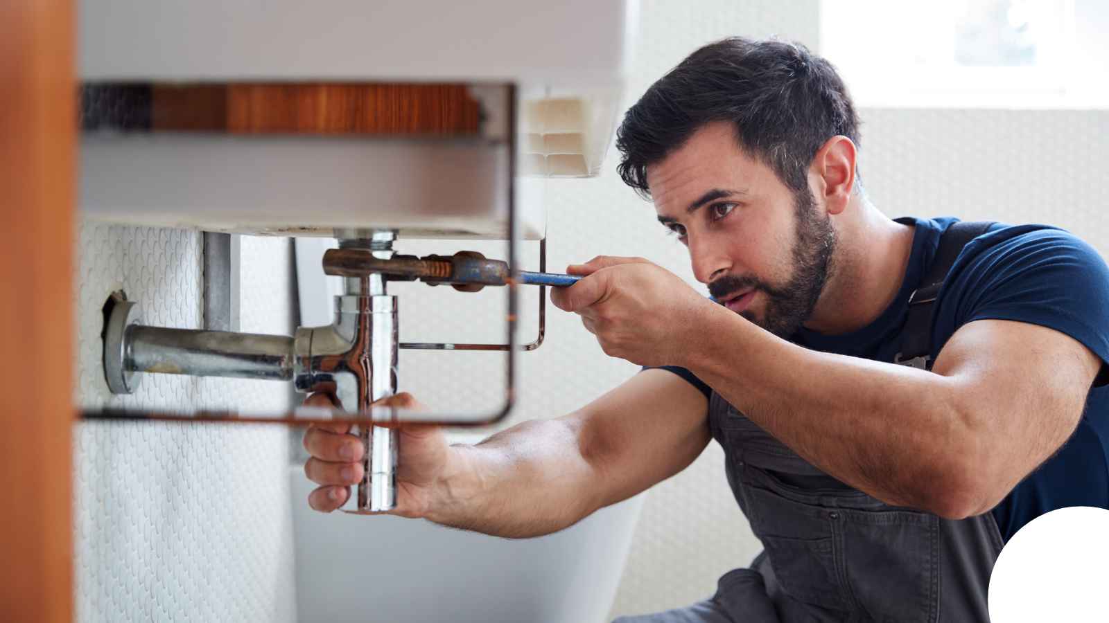 Locksmith in Nashville, TN — LaFollette Door Hardware Repair Locksmith in Nashville, TN — LaFollette Door Hardware Repair